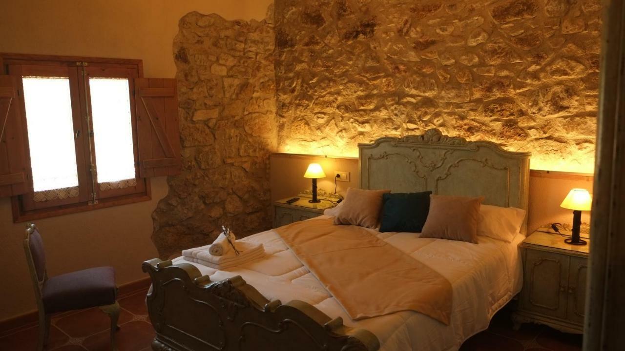 La Masia De Montpedros Peralada Buitenkant foto