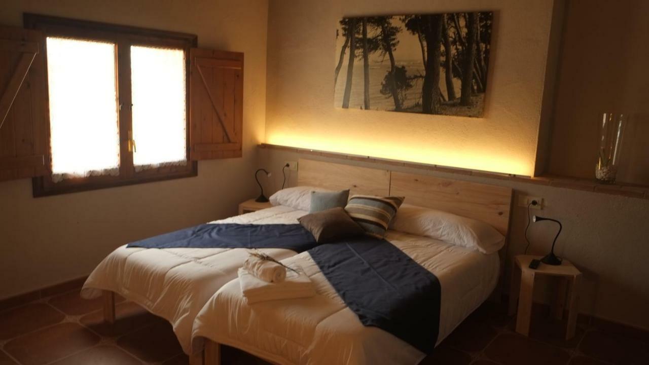 La Masia De Montpedros Peralada Buitenkant foto